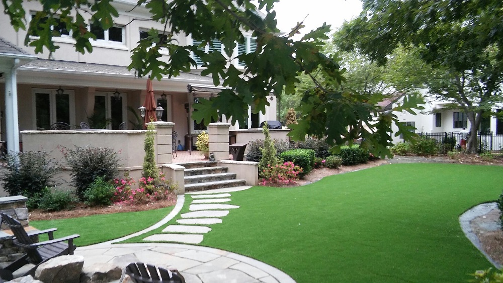 NC lawn and putting green